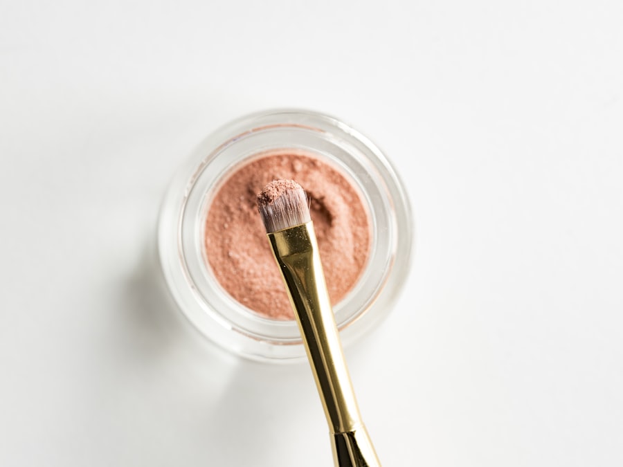 The Complete Logic of Base Makeup: Order and Technique from Primer to Setting